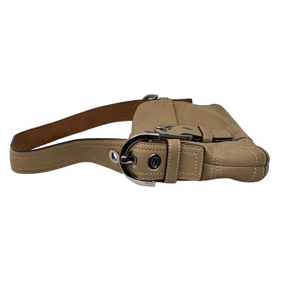 Coach Soho Small Flap Shoulder Bag Sand Silver Buckle Snap - Picture 9 of 16